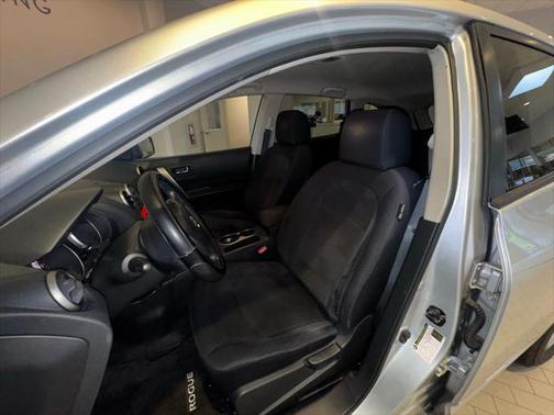 2010 Nissan Rogue S