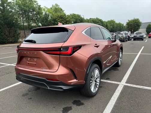 2025 Lexus NX 350h Premium