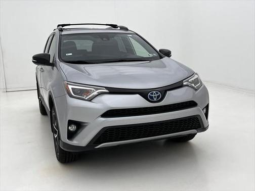 2017 Toyota RAV4 Hybrid SE