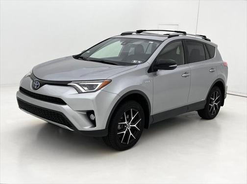 2017 Toyota RAV4 Hybrid SE