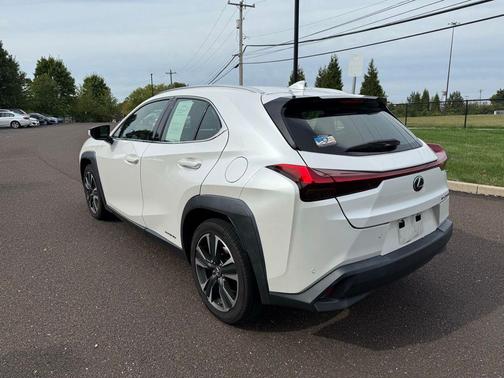 2021 Lexus UX 250h Base