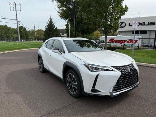 2021 Lexus UX 250h Base