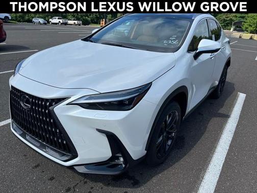 2025 Lexus NX 450h+ Luxury