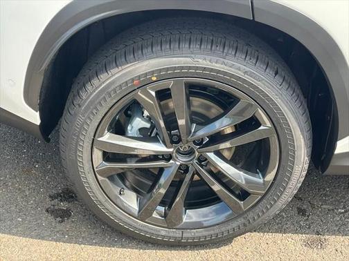 2025 Lexus NX 450h+ Luxury