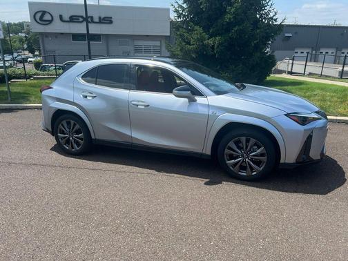 2023 Lexus UX 250h F Sport