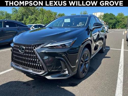 2025 Lexus NX 450h+ Luxury