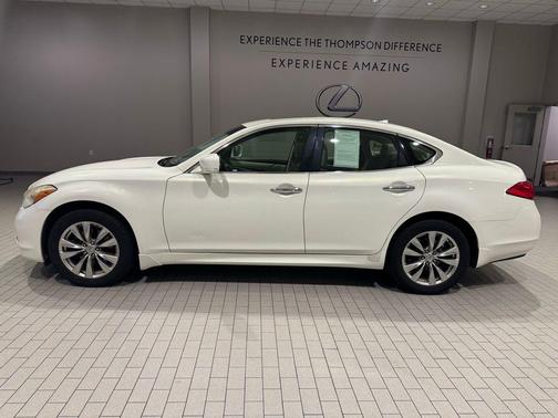 2012 INFINITI M37x Base
