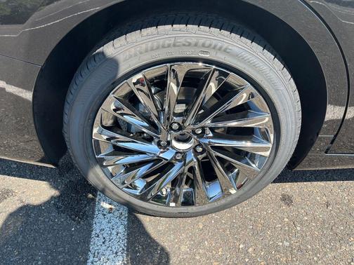 2025 Lexus ES 300h Base