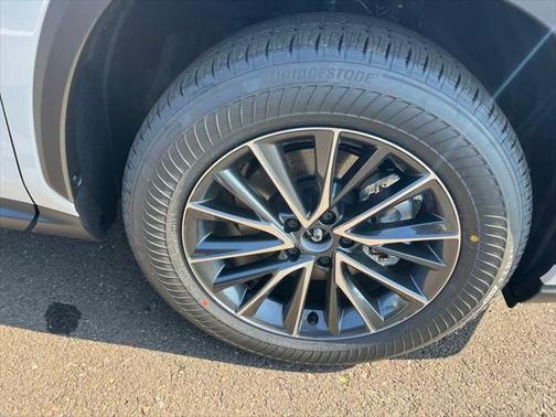 2025 Lexus NX 350h Premium