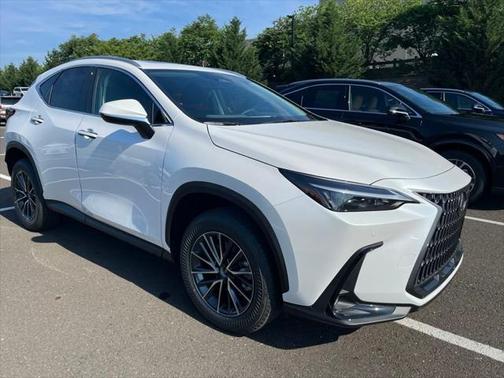 2025 Lexus NX 350h Premium