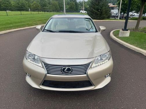 2015 Lexus ES 350 Crafted Line