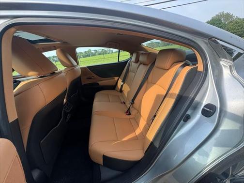2024 Lexus ES 350 Base