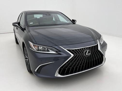 2022 Lexus ES 350 Base