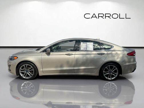 White Gold Metallic 2019 Ford Fusion SEL