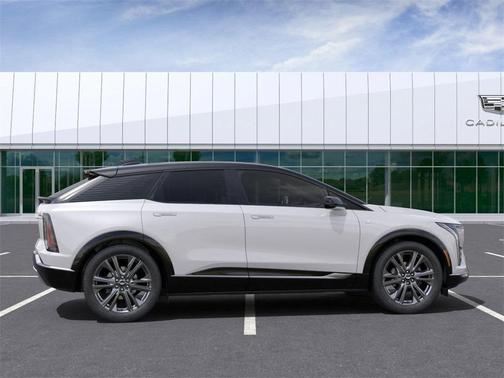 2025 Cadillac OPTIQ Sport