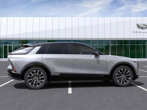 2025 Cadillac LYRIQ Sport