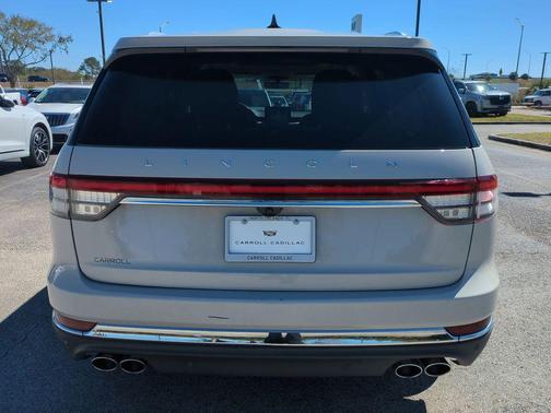 2022 Lincoln Aviator Reserve AWD