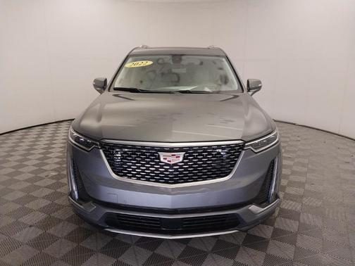 2022 Cadillac XT6 Premium Luxury FWD