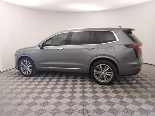 2022 Cadillac XT6 Premium Luxury FWD