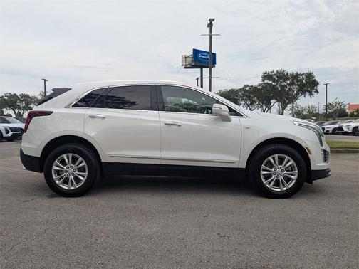 2025 Cadillac XT5 Luxury