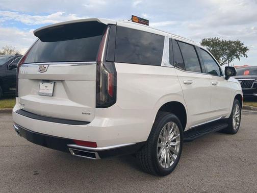 2023 Cadillac Escalade Premium Luxury
