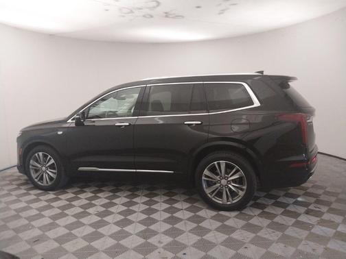 2022 Cadillac XT6 Premium Luxury FWD