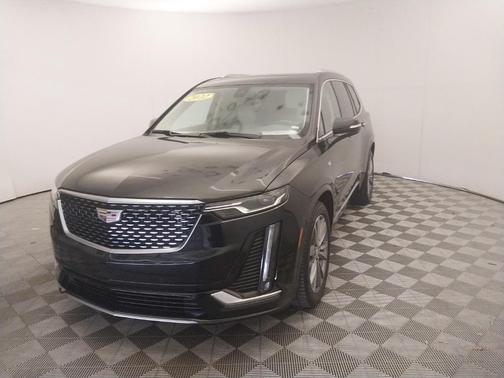 2022 Cadillac XT6 Premium Luxury FWD