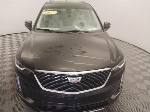 2022 Cadillac XT6 Premium Luxury FWD