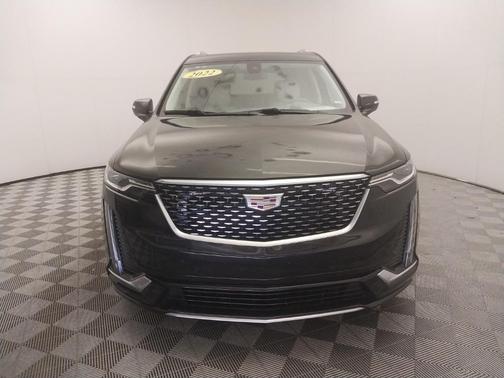 2022 Cadillac XT6 Premium Luxury FWD