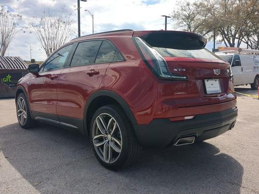 2023 Cadillac XT4 Sport