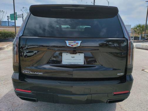 2025 Cadillac Escalade Sport