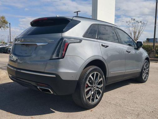 2023 Cadillac XT5 Sport