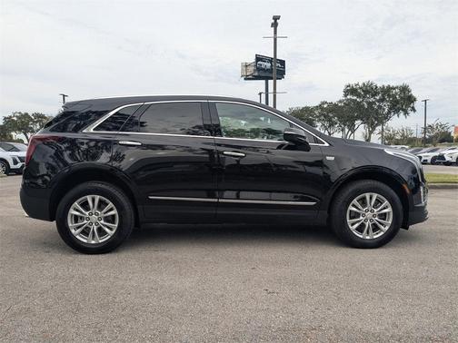 2025 Cadillac XT5 Luxury