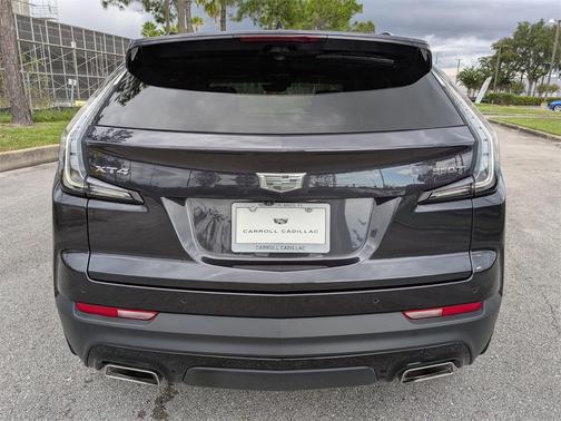 2022 Cadillac XT4 Sport