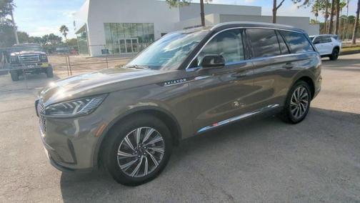 2025 Lincoln Aviator Premiere