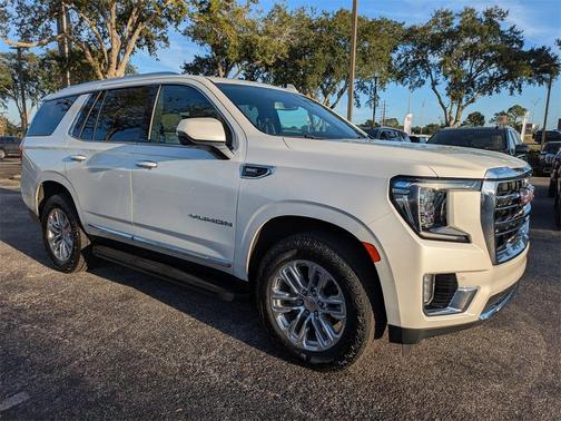 2022 GMC Yukon SLT