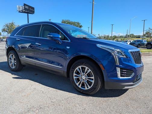 2023 Cadillac XT5 Premium Luxury