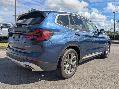 2023 BMW X3 xDrive30i