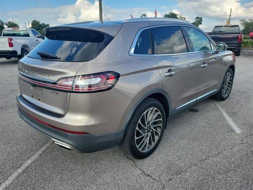 2019 Lincoln Nautilus Reserve