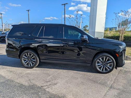 2022 Cadillac Escalade Sport