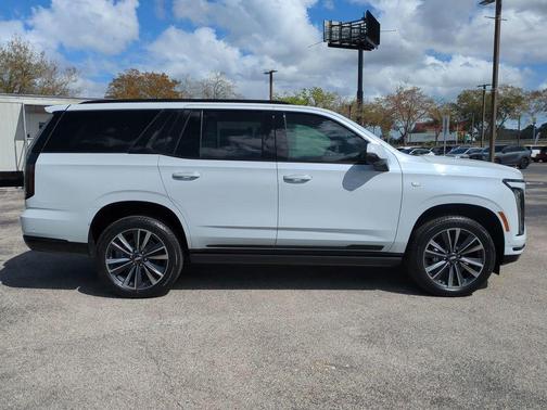 2026 Cadillac Escalade Sport