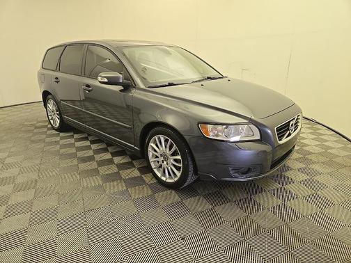 2011 Volvo V50 T5