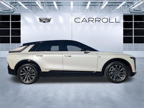 2025 Cadillac LYRIQ Sport