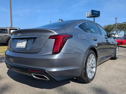 2022 Cadillac CT5 Luxury RWD