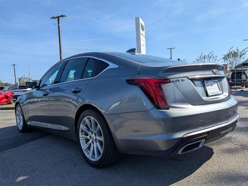 2022 Cadillac CT5 Luxury RWD