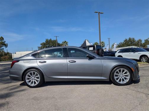 2022 Cadillac CT5 Luxury RWD