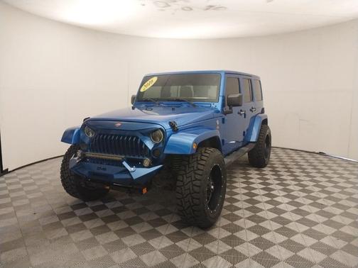 2016 Jeep Wrangler Unlimited Sahara