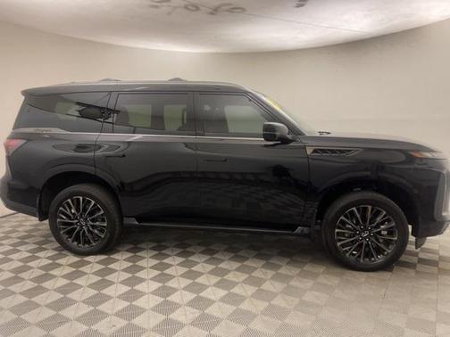2025 INFINITI QX80 AUTOGRAPH