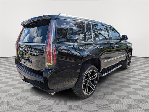 2020 Cadillac Escalade Luxury