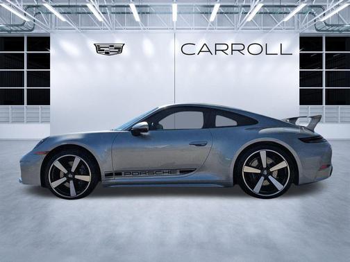 2025 Porsche 911 Carrera